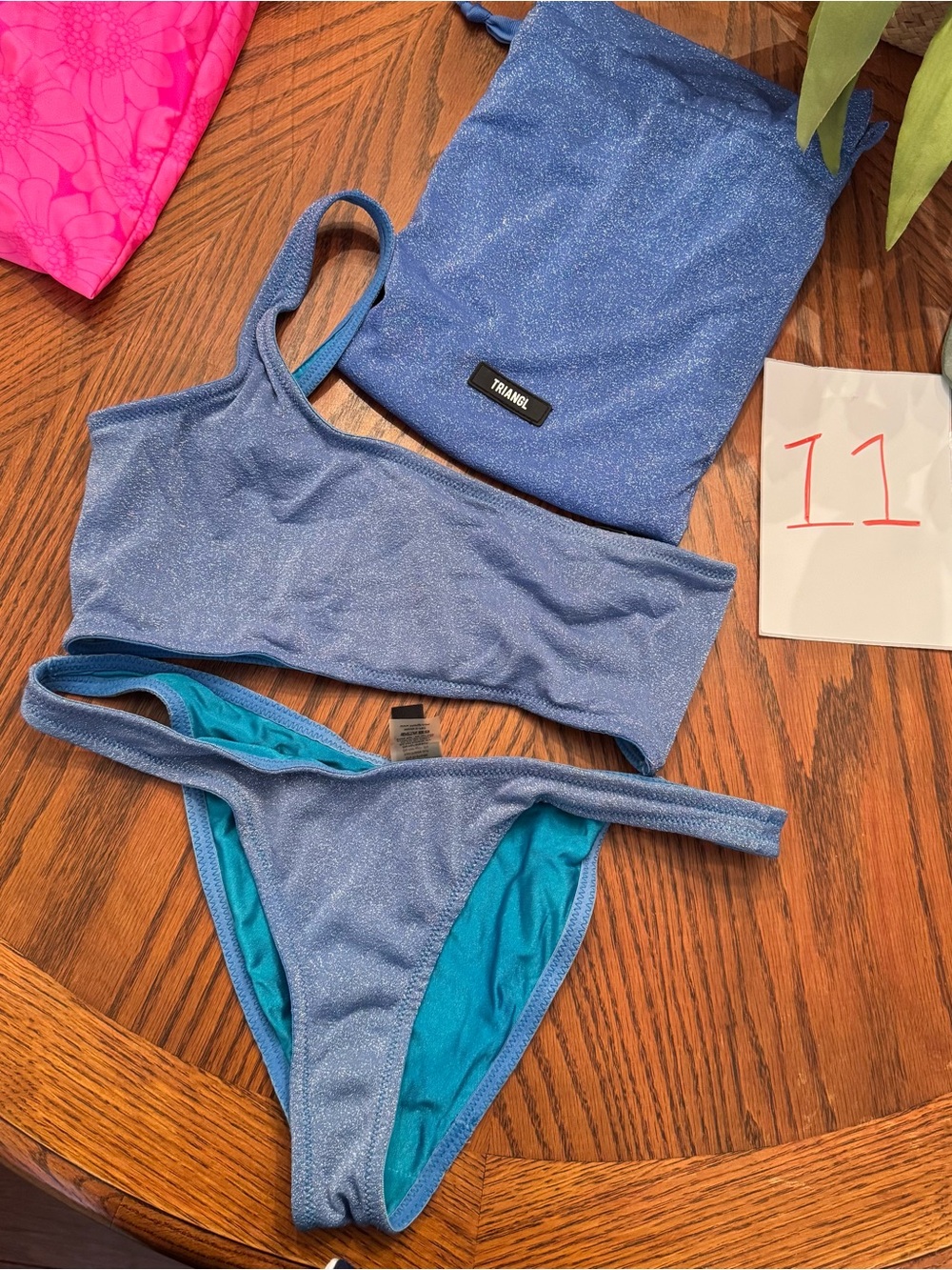 Triangl Melrose Marina Sparkle
Bikini Set
Sz Large - Picture 7 of 7